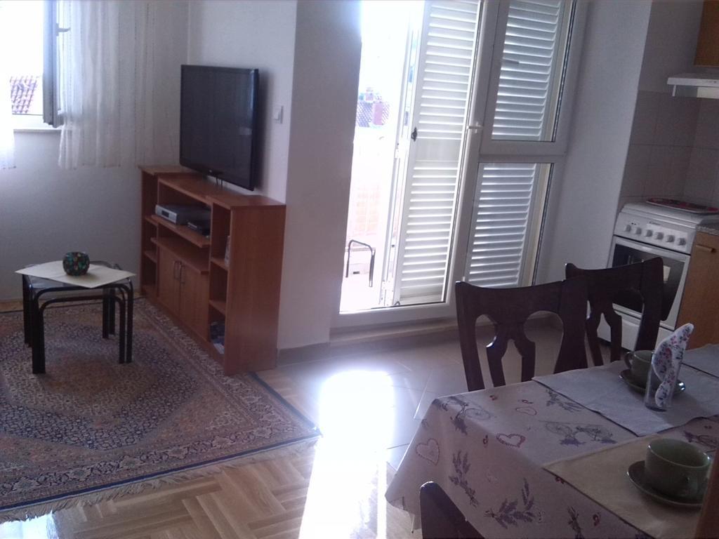 Apartment Z&E Трогир Екстериор снимка
