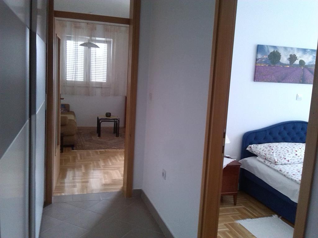 Apartment Z&E Трогир Екстериор снимка