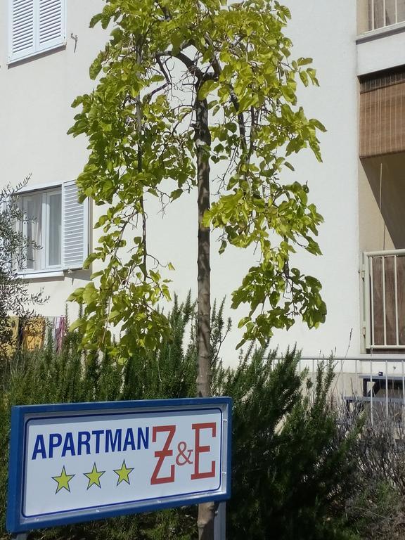 Apartment Z&E Трогир Екстериор снимка