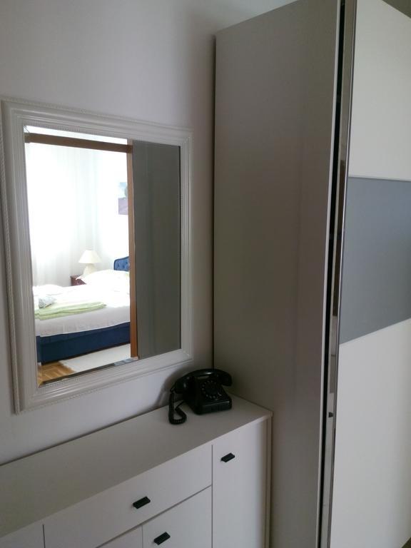 Apartment Z&E Трогир Екстериор снимка