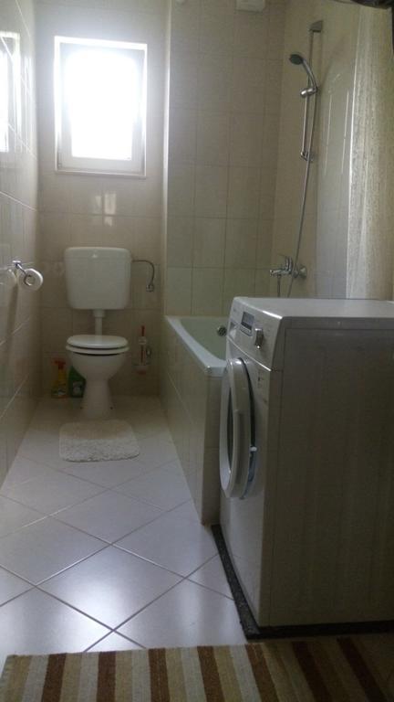 Apartment Z&E Трогир Екстериор снимка